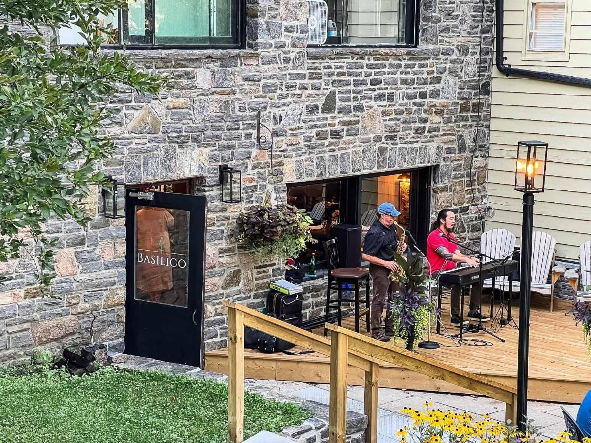 Inn At The Falls Bracebridge Exterior foto